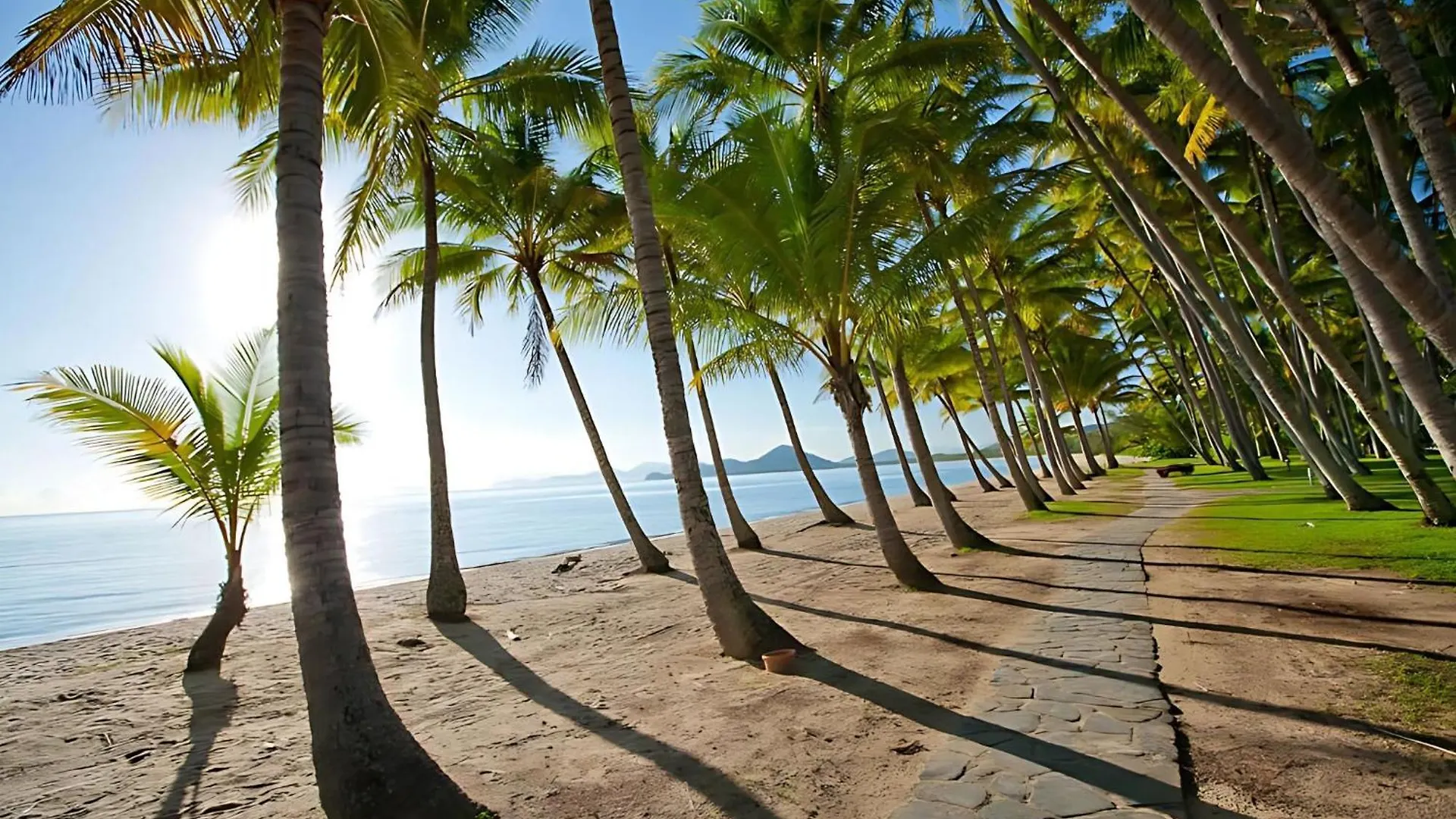 Rose At Temple Palm Cove - A Poolside Paradise 0*,  Australie